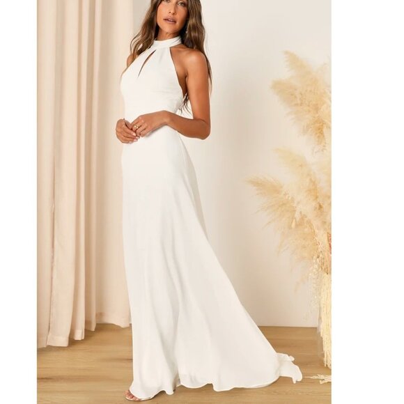 Elegant Glamour White Pleated Halter Cutout Maxi Dress Size XS by Lulu's NWOT - Picture 3 of 5